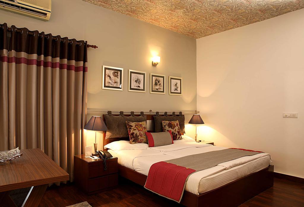 Hotel Ahuja Residency Golf Links à New Delhi Extérieur photo