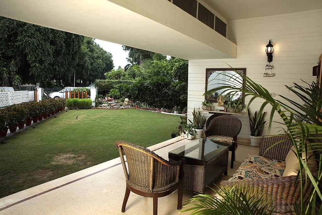 Hotel Ahuja Residency Golf Links à New Delhi Extérieur photo