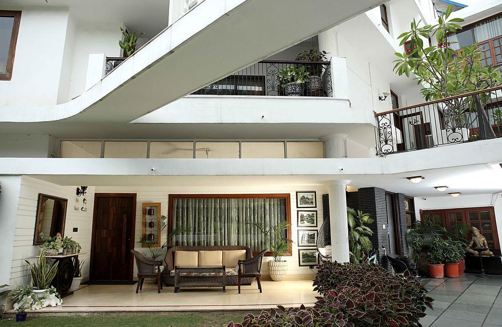 Hotel Ahuja Residency Golf Links à New Delhi Extérieur photo