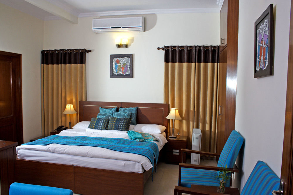 Hotel Ahuja Residency Golf Links à New Delhi Extérieur photo