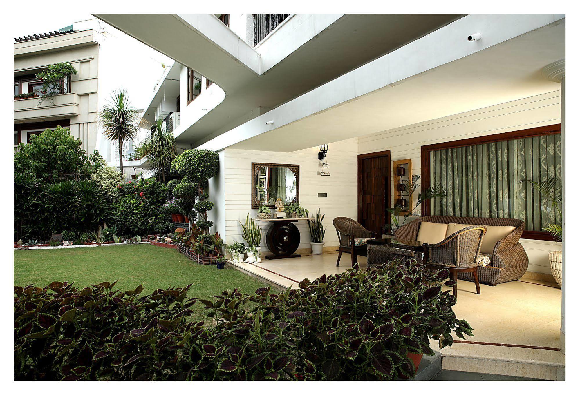 Hotel Ahuja Residency Golf Links à New Delhi Extérieur photo