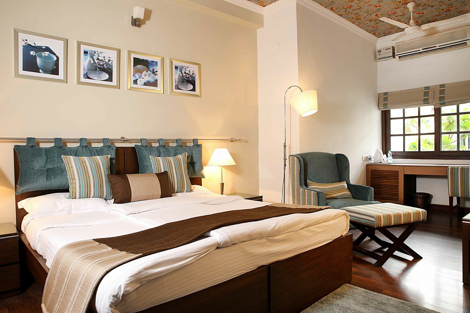 Hotel Ahuja Residency Golf Links à New Delhi Extérieur photo