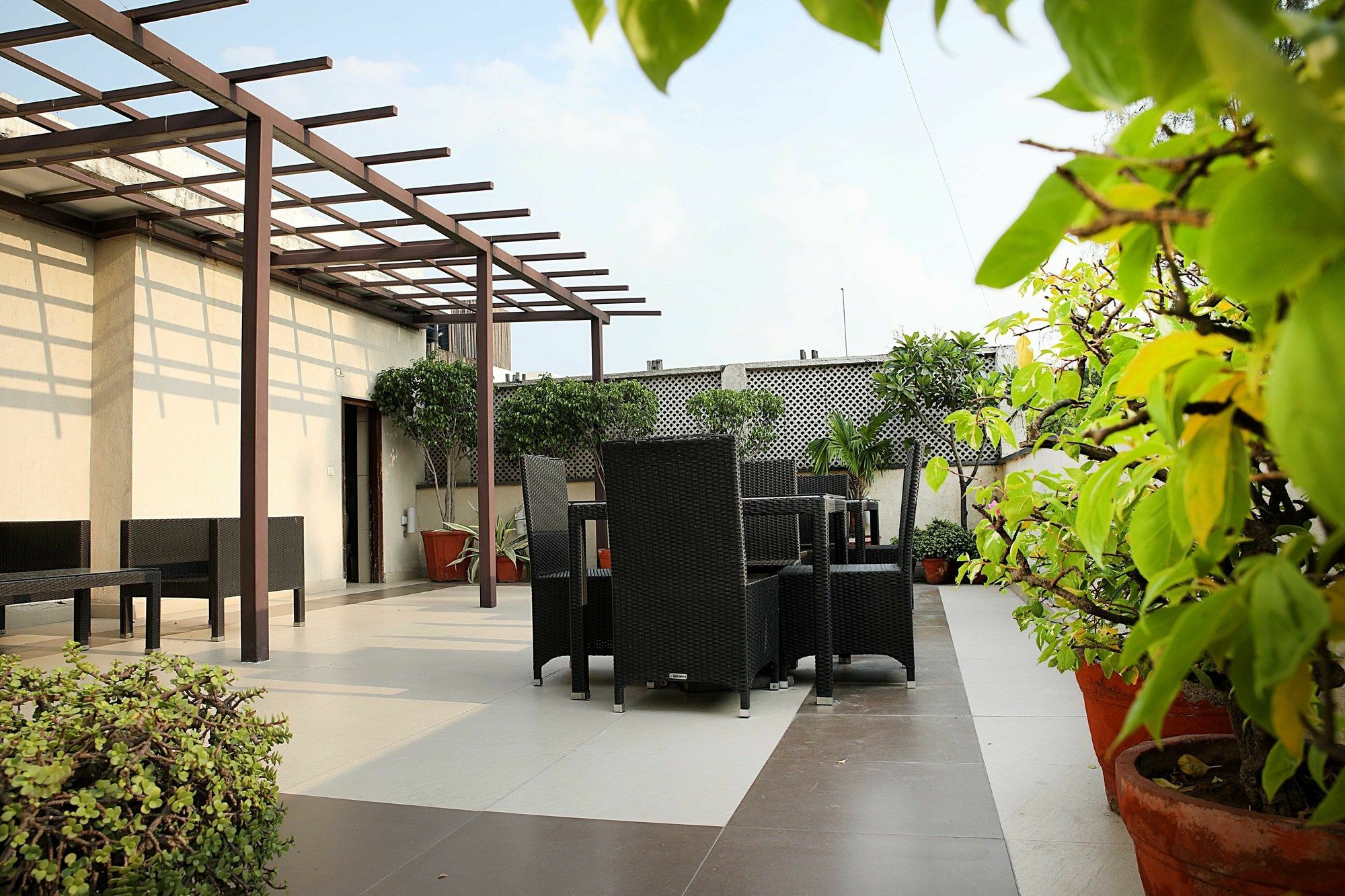 Hotel Ahuja Residency Golf Links à New Delhi Extérieur photo