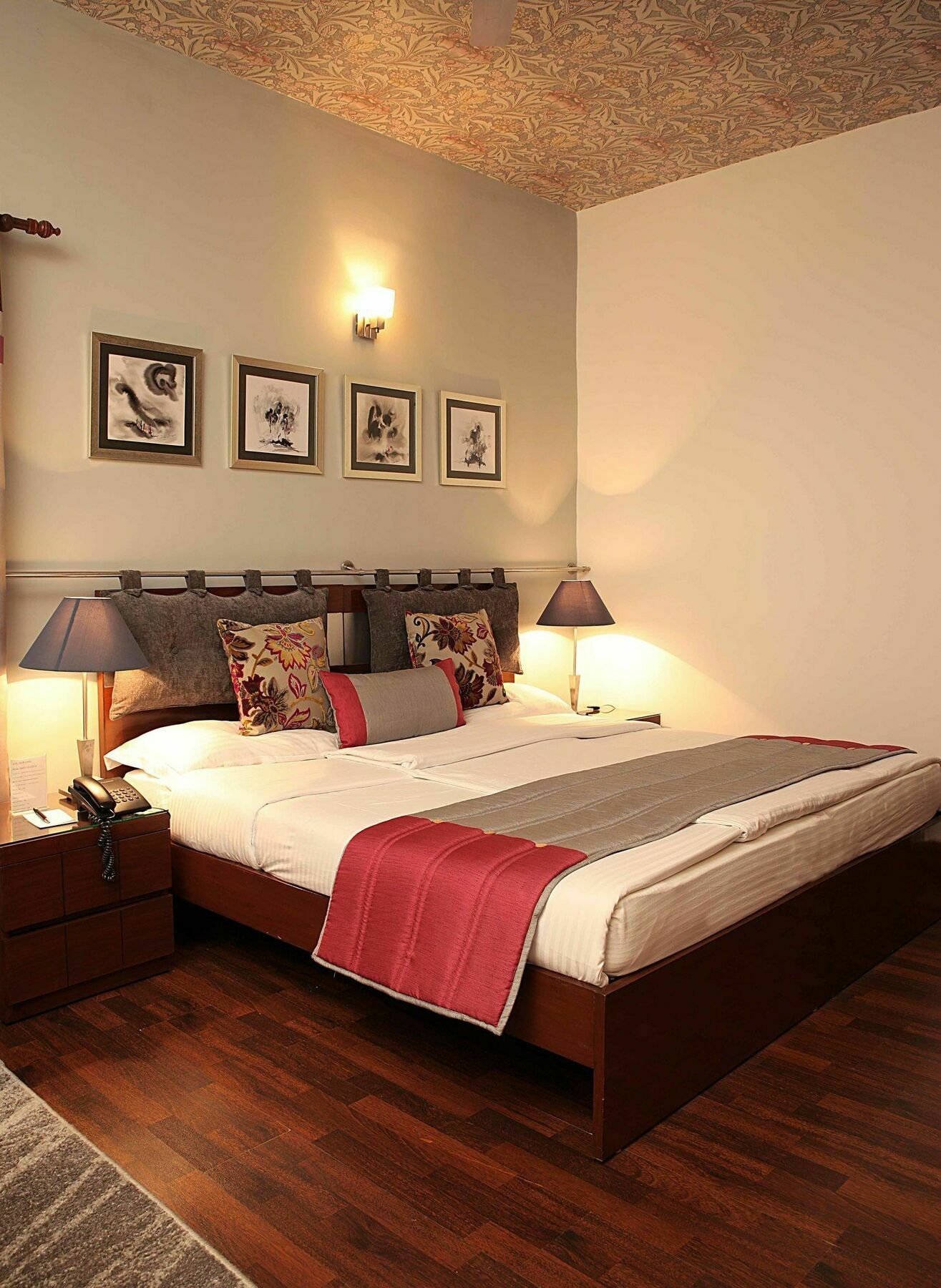 Hotel Ahuja Residency Golf Links à New Delhi Extérieur photo
