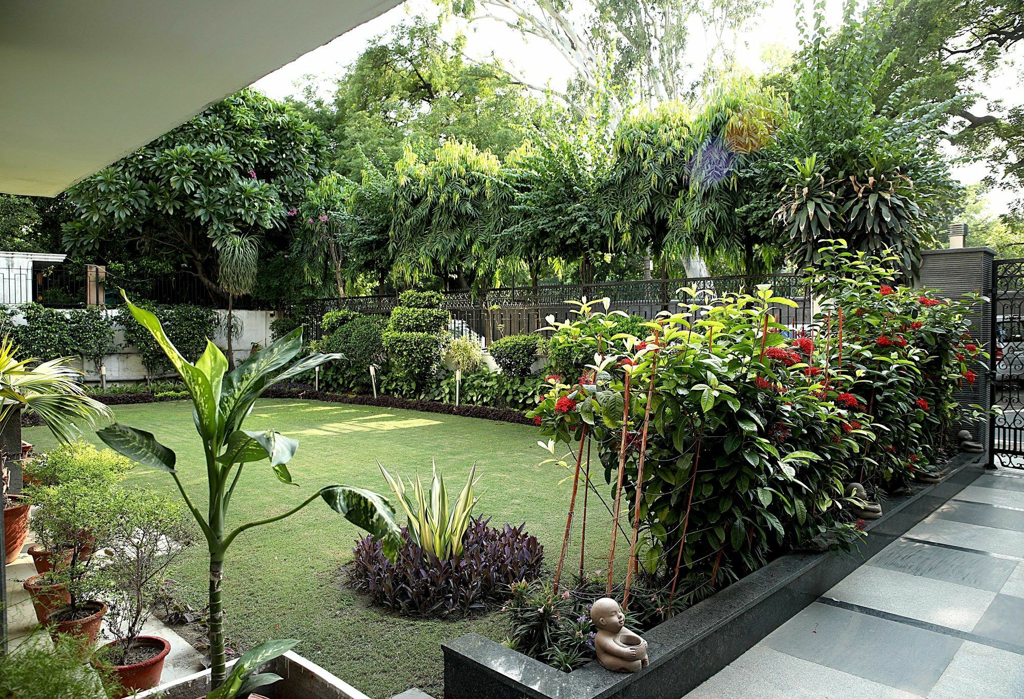 Hotel Ahuja Residency Golf Links à New Delhi Extérieur photo
